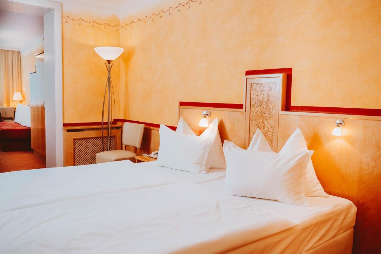 Hotel Bruecklwirt Никласдорф Экстерьер фото